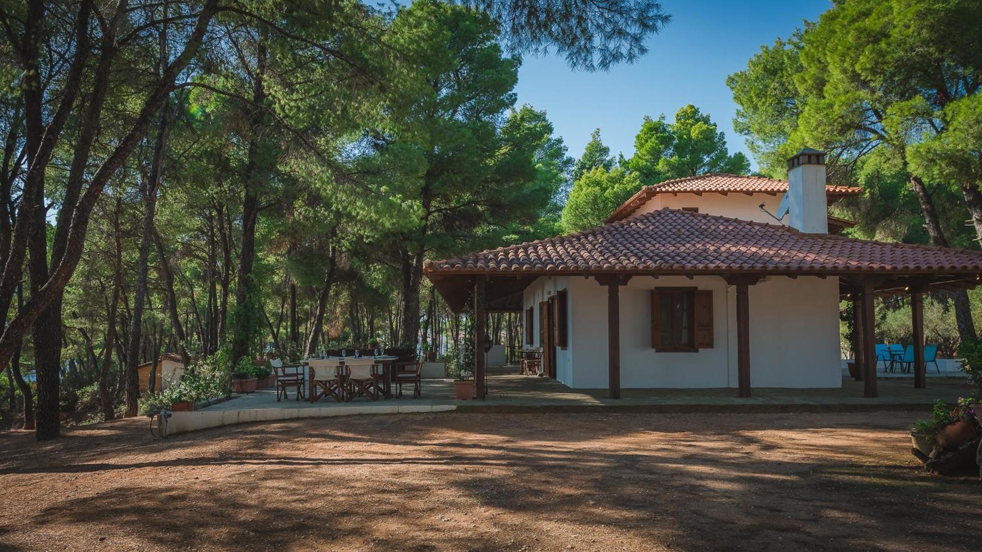 Squirrel Beach Front Villa, Metamorfosi Metamorfosi (Sithonia) Exterior foto