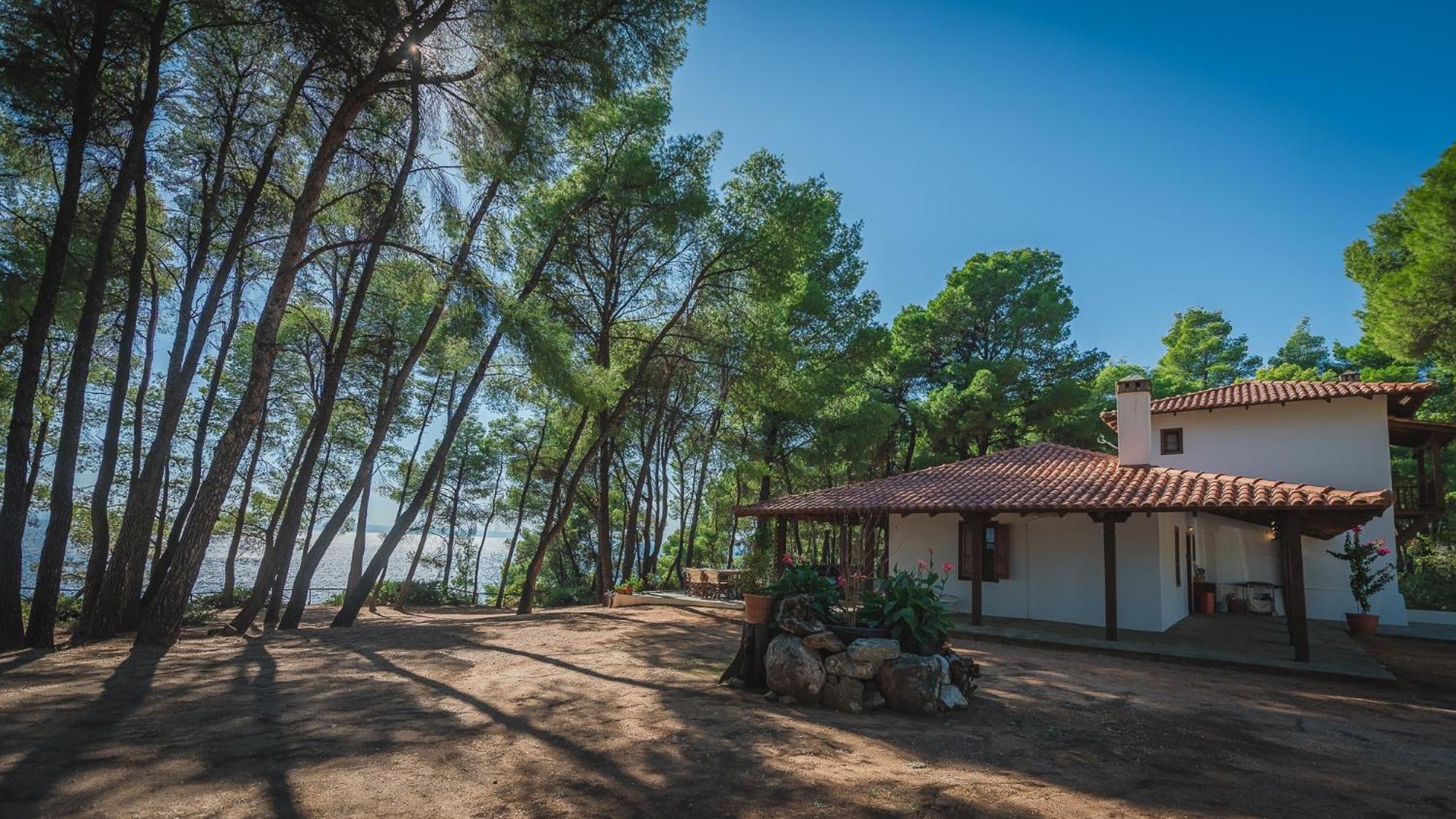 Squirrel Beach Front Villa, Metamorfosi Metamorfosi (Sithonia) Exterior foto