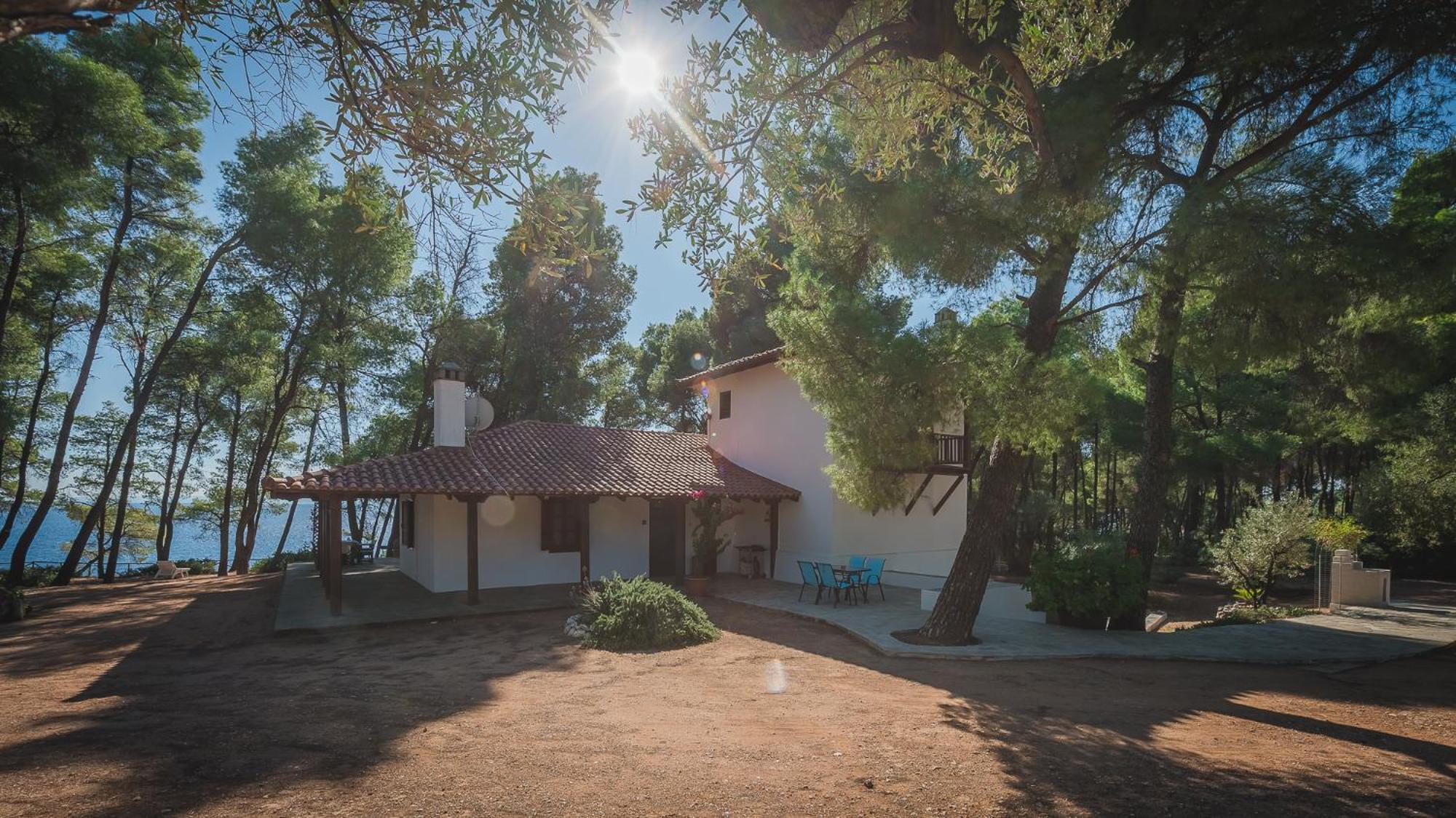 Squirrel Beach Front Villa, Metamorfosi Metamorfosi (Sithonia) Exterior foto